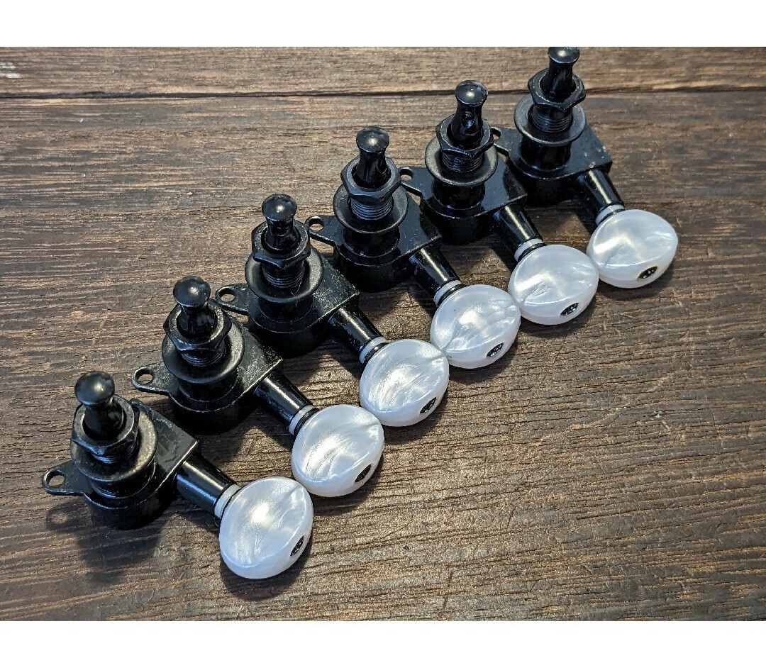 ギター用 ペグ 片側6連 未使用品 リバース パーロイドホワイト拍卖