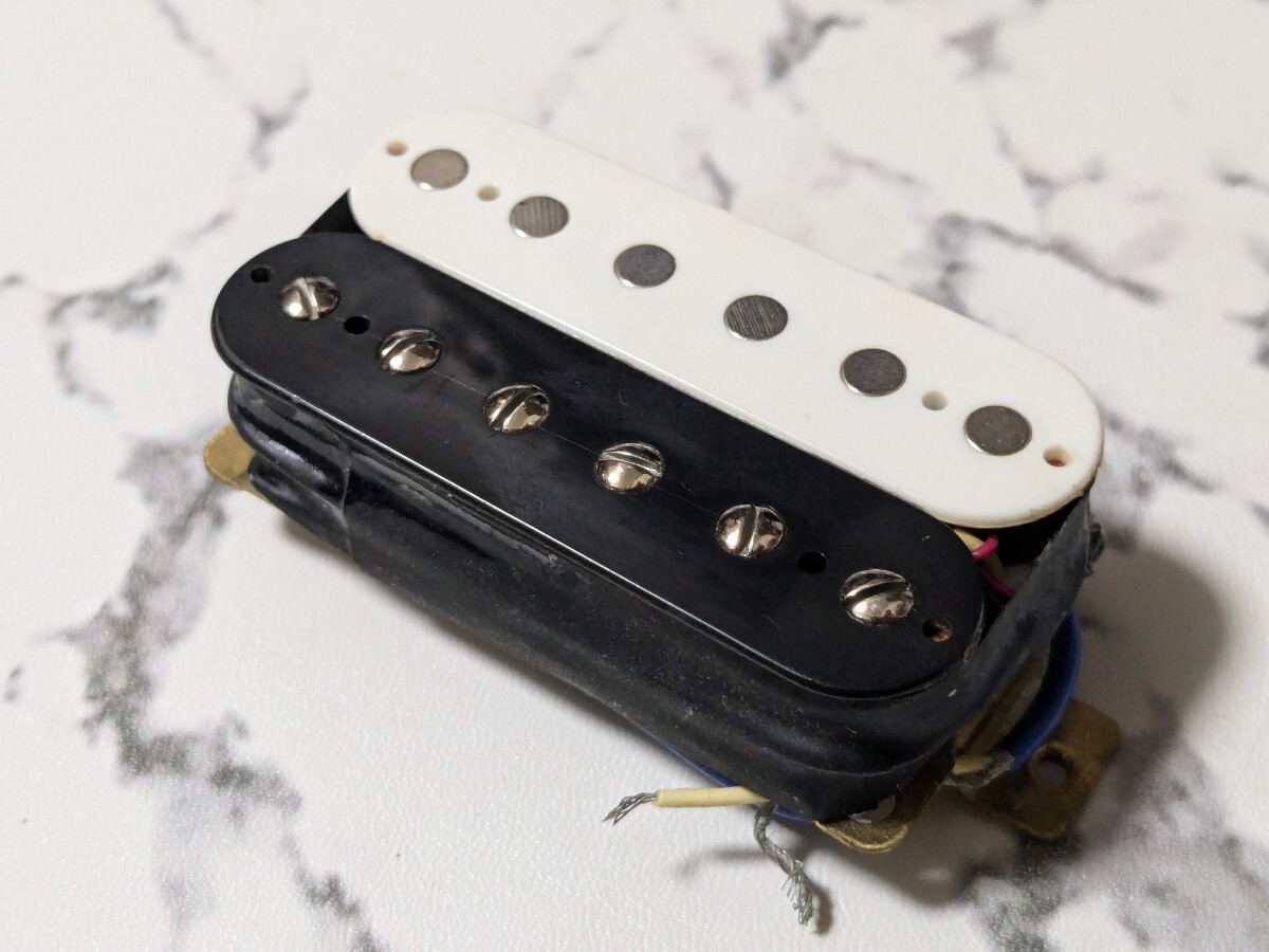52ピッチ ハムバッカー ピックアップ 未使用品 白黒ゼブラ キズアリ拍卖