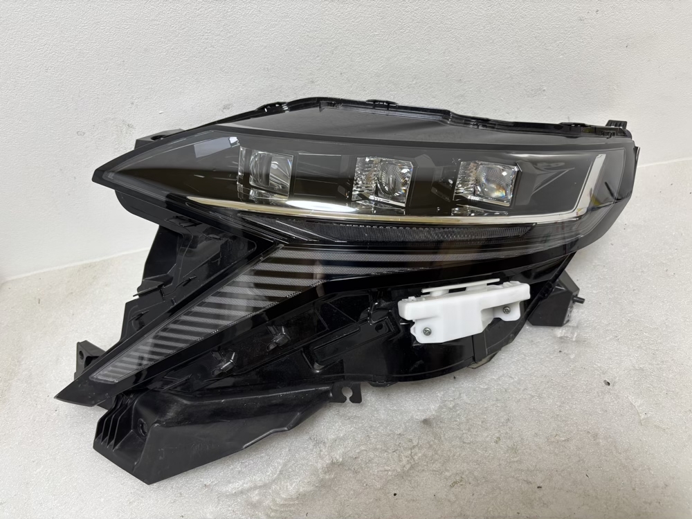 ☆良品☆ サクラ B6AW LED ヘッドライト 左 ☆5803拍卖