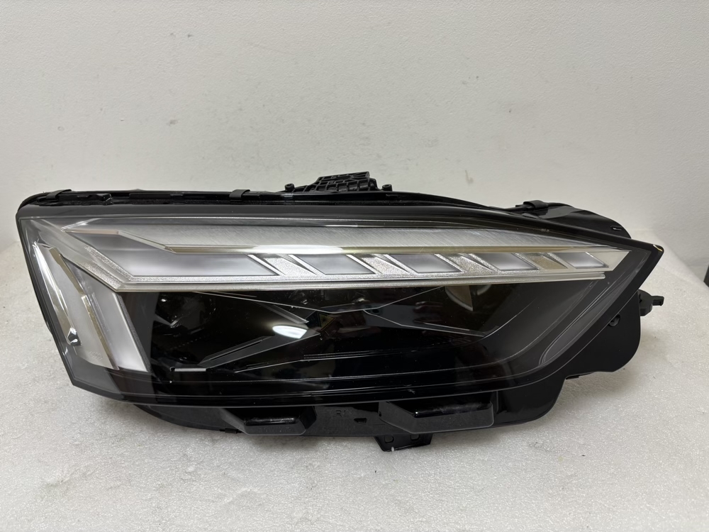 ☆ アウディ A5 8W マトリクス LED ヘッドライト 右 ☆5612拍卖