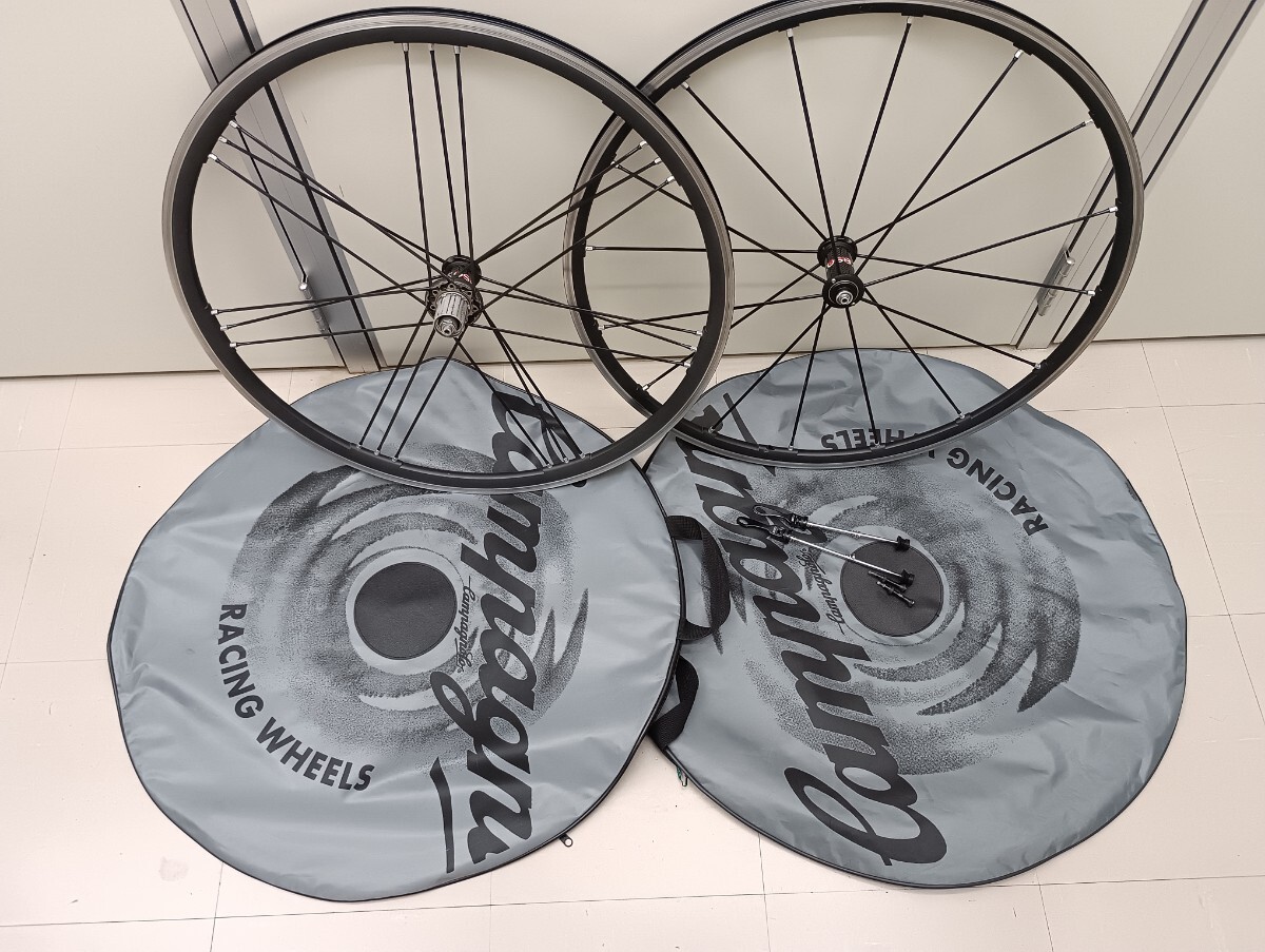 カンパニョーロ シャマルウルトラ2wayfit ホイールセット シマノ11sフリー 内幅15c クリンチャー チューブレス対応 リムブレーキホイール拍卖