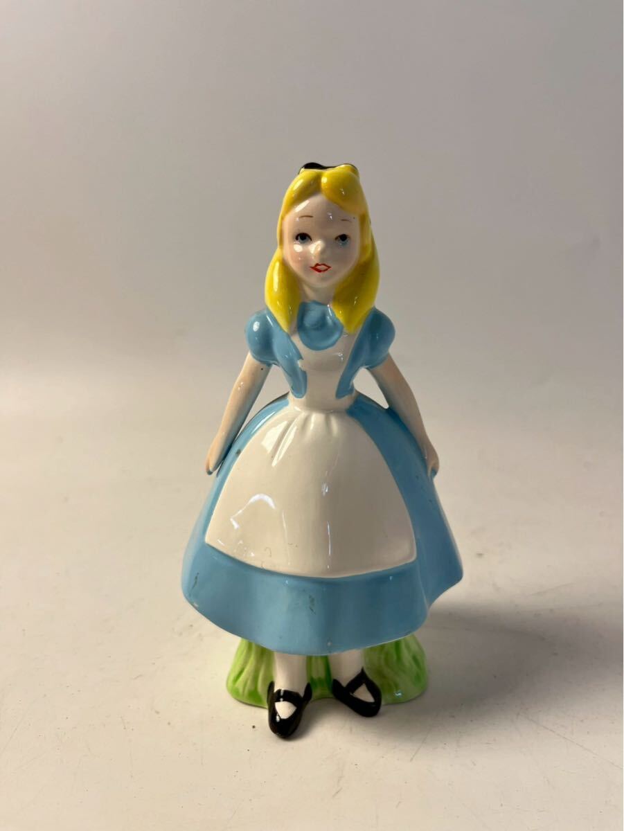 レトロ 陶器人形 不思議の国のアリス 当時物 フィギュア 昭和レトロ 人形 ソフビ ディズニー 東京ディズニーランド 拍卖