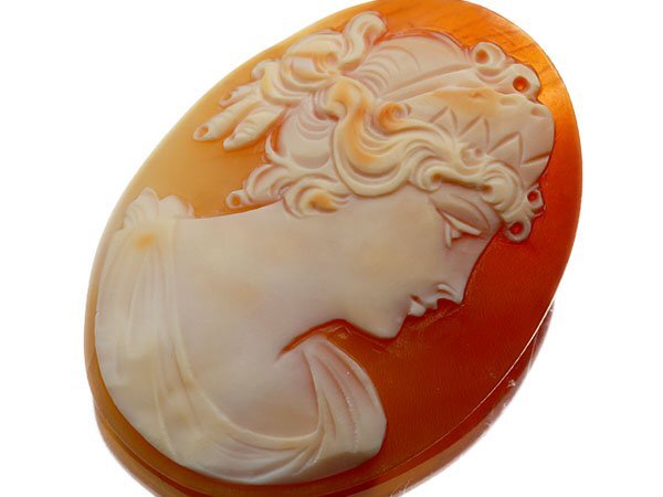【ジュエリー極】作家品 裏面サイン有り 勇敢な貴婦人 シェルカメオルース 44.9mm×33.2mm a2386-i【送料無料】拍卖