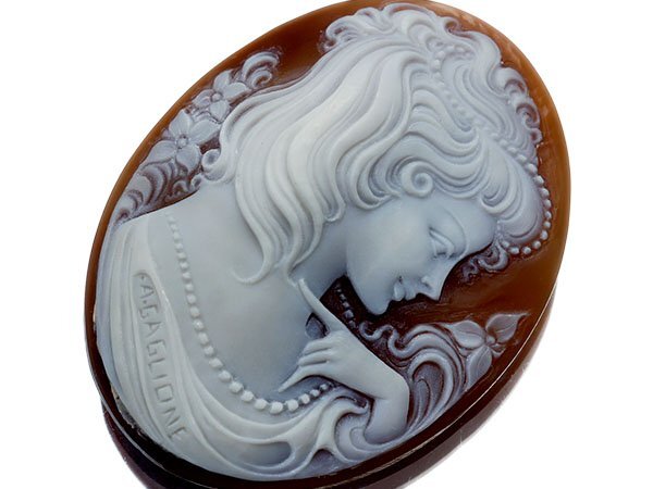【ジュエリー極】アニエロ・ガリオーネ作 溌剌とした美しい貴婦人 シェルカメオルース 49.8mm×38.0mm a2397-i【送料無料】拍卖