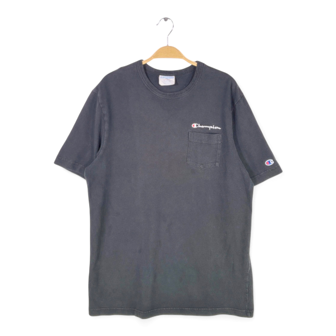 【送料無料】チャンピオン Tシャツ 刺繍ロゴ ポケT ポケット 半袖 ヘビーコットン CHAMPION ブラック 黒 メンズL 古着 @BZ9070拍卖
