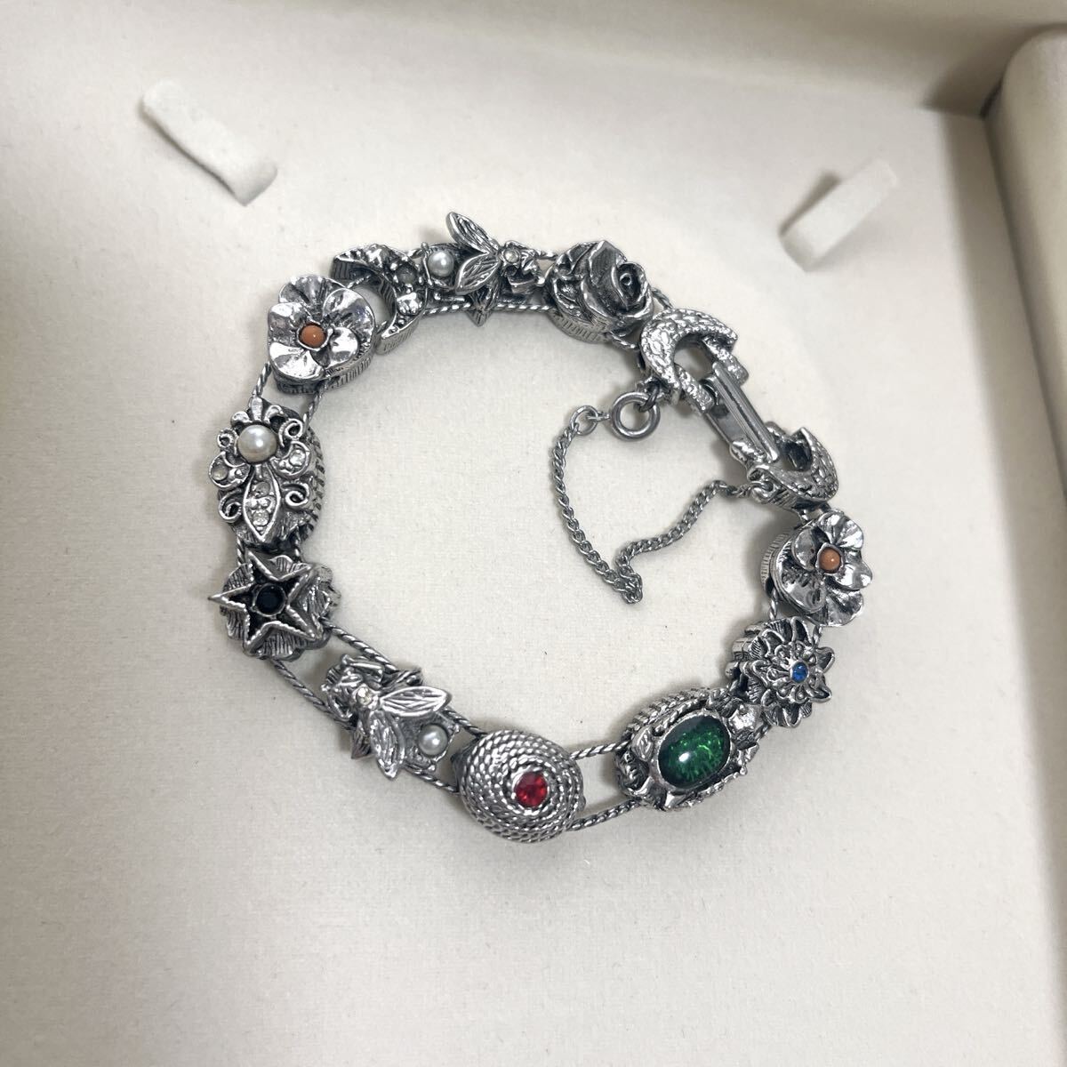 送料無料!Goldette ゴールデット スライドチャームブレスレット USAヴィンテージ コスチュームジュエリー 拍卖