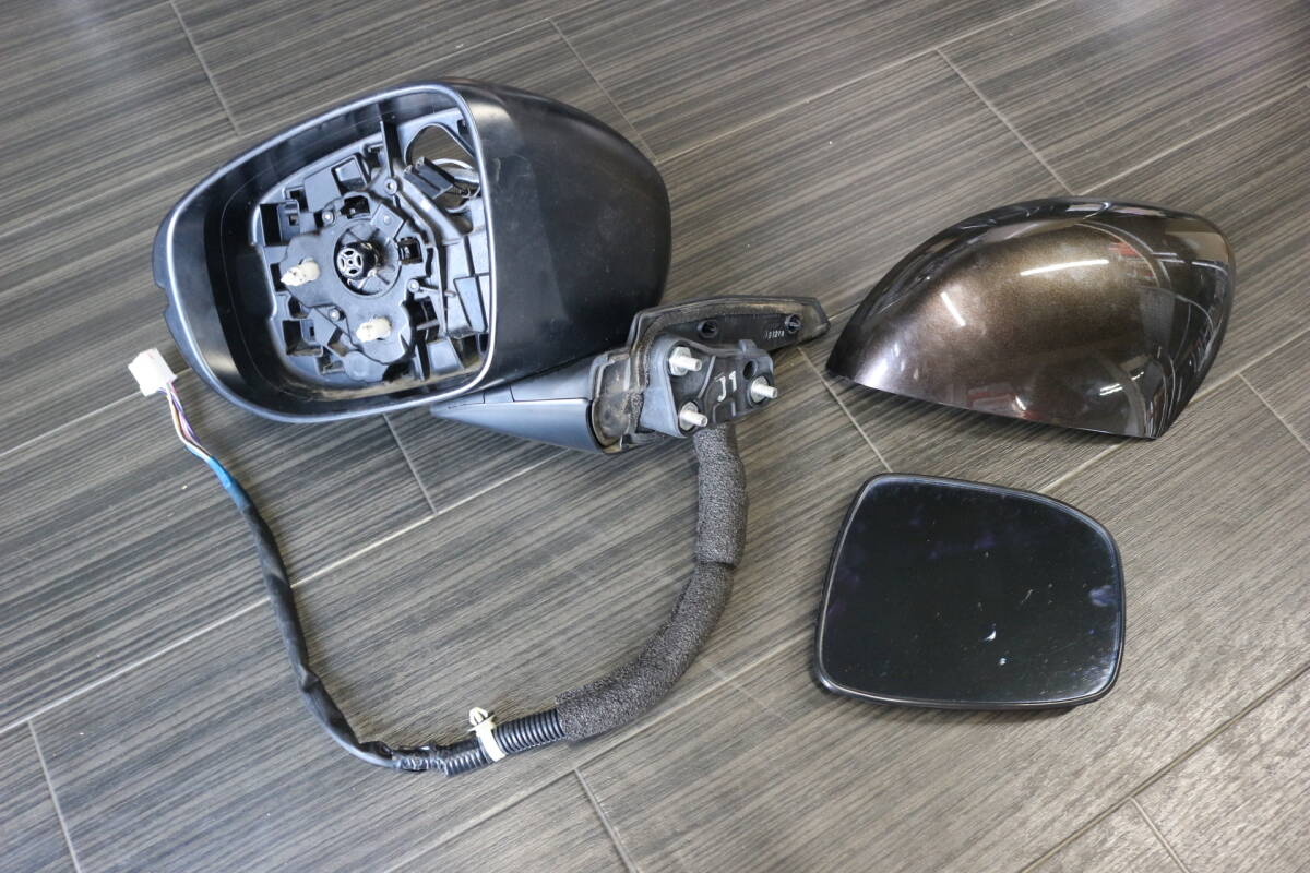 ★フィット ハイブリッド GR4 助手席側ドアミラー 左 ミラーヒーター付レンズ ブラウン系カバー セット ジャンク 札幌より 拍卖