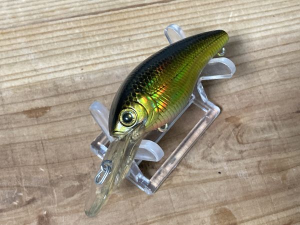 CB-200  ラッキークラフト クロキン系カラー 箱51拍卖