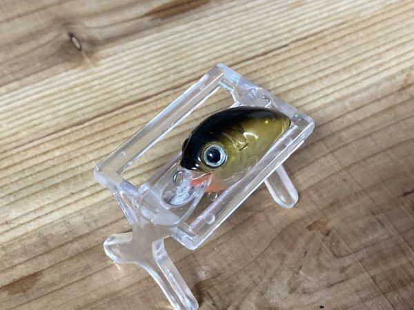 メーカー不明クランク35㎜3g ゴースト系カラー 箱97拍卖