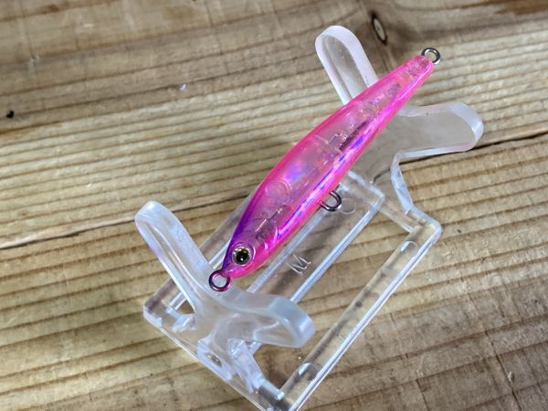 メーカー不明シンペン50㎜2.5g ピンク系カラー 箱108 メバルトラウト拍卖