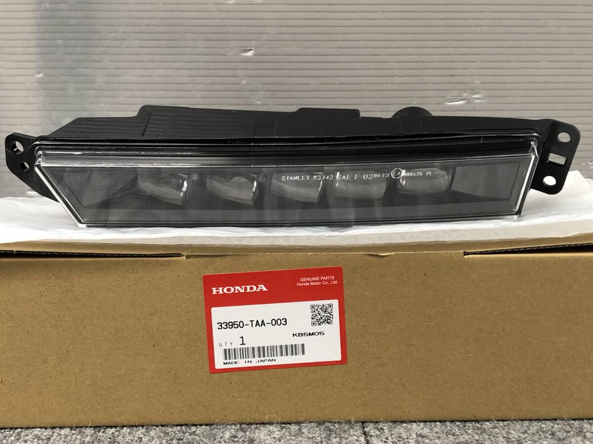 ★□2508-190L 新品 未使用品! ホンダ 純正 LED 左 フォグランプ33950-TAA-003 フリード オデッセイ ステップワゴン CRV インサイト共通拍卖