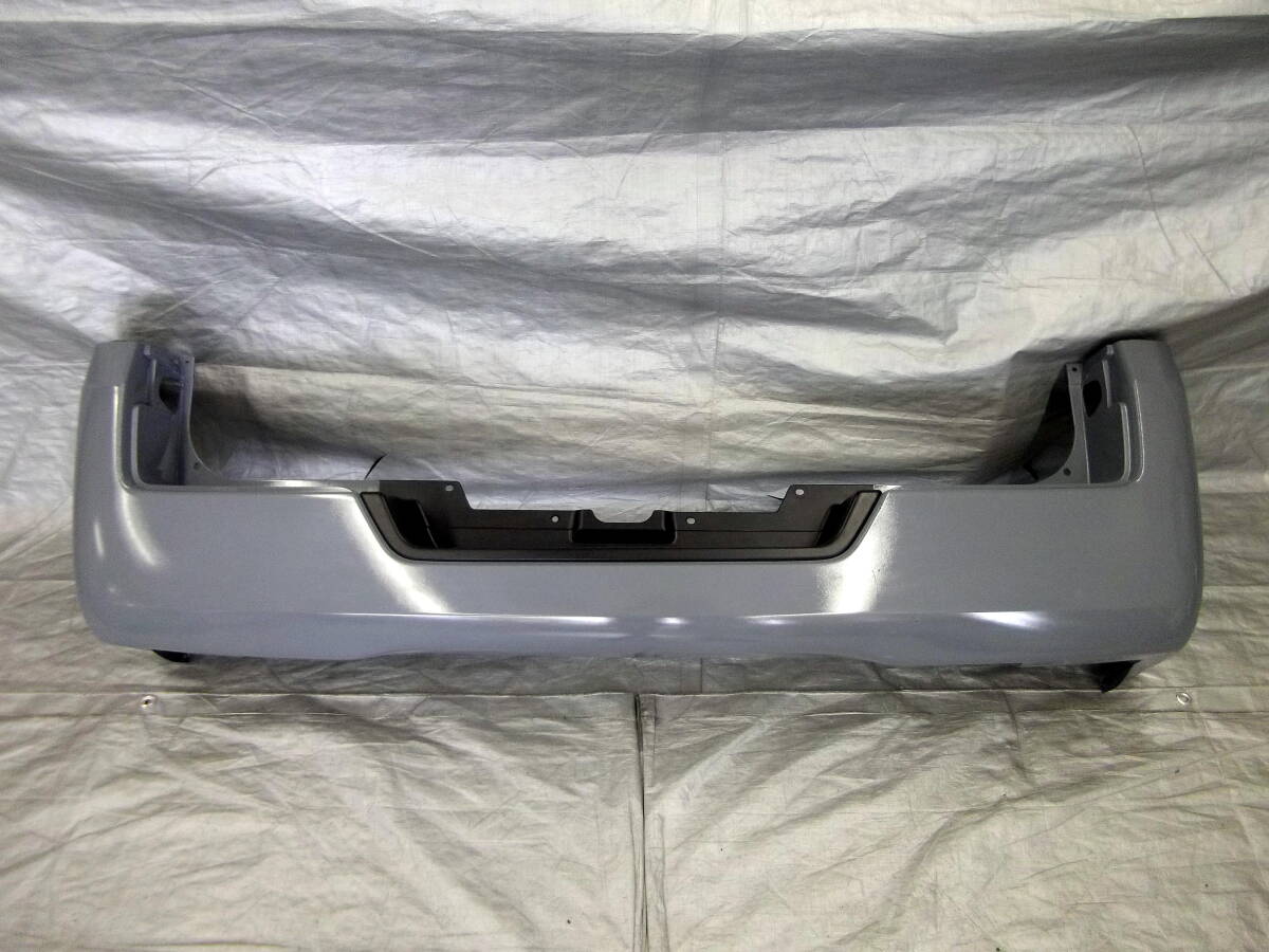 ★●2508-KA17LL 割凹無! E26 NV350 キャラバン 標準 純正 リアバンパー KBY ステルスグレー 85022 3XA0A拍卖