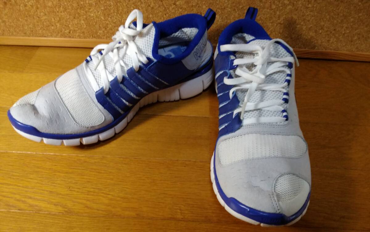 ナイキ NIKE ランニングシューズ スニーカー 27cm 白 送料1000円~拍卖