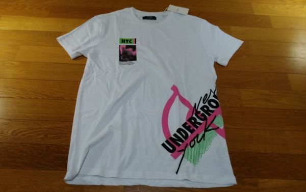 Bershka ベルシュカ Tシャツ SIZE:USA XS 白 送料215円~拍卖