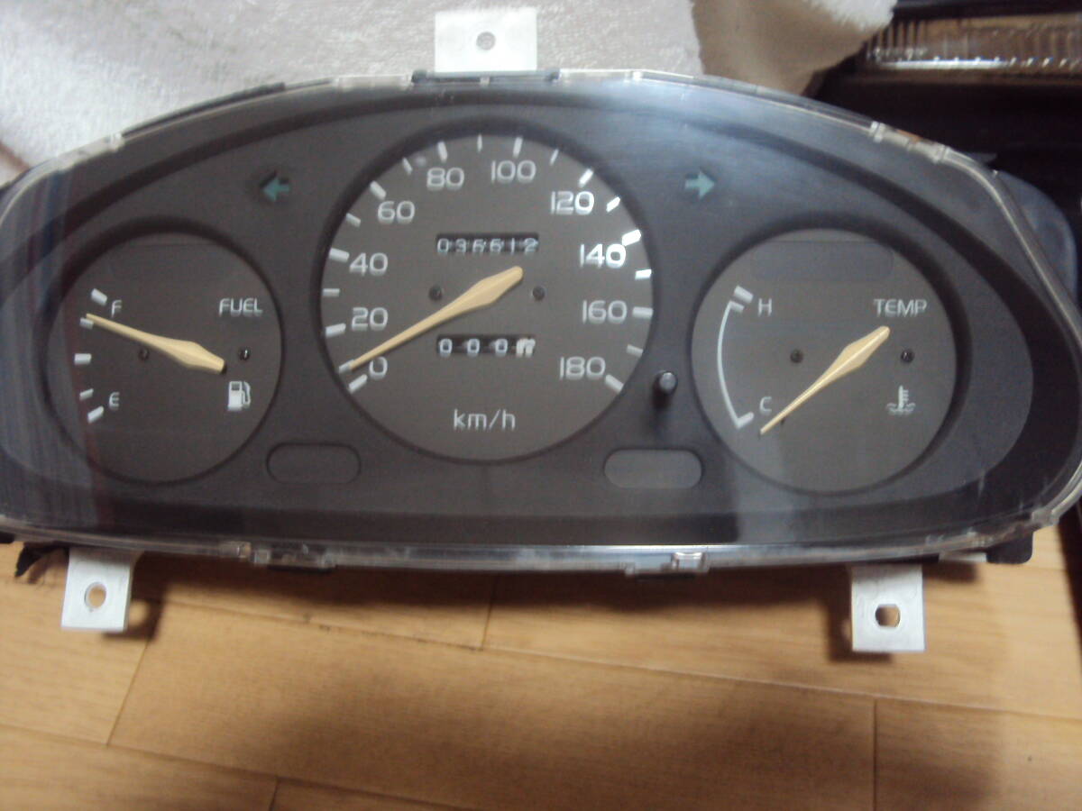 中古 日産マーチK11スピードメーター 走行距離少ない拍卖