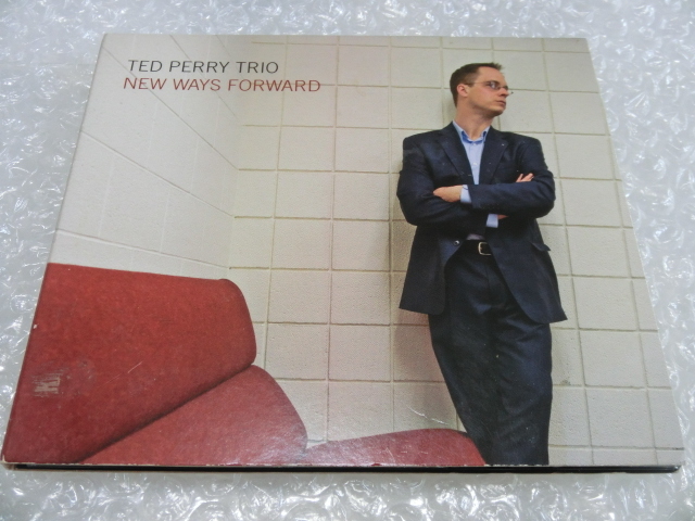即決CD Ted Perry デビュー作 アーニー・ワッツも絶賛するNYのピアニスト 選曲も◎ ピアノトリオ ジャズ ブラジリアン アフロ=キューバン拍卖
