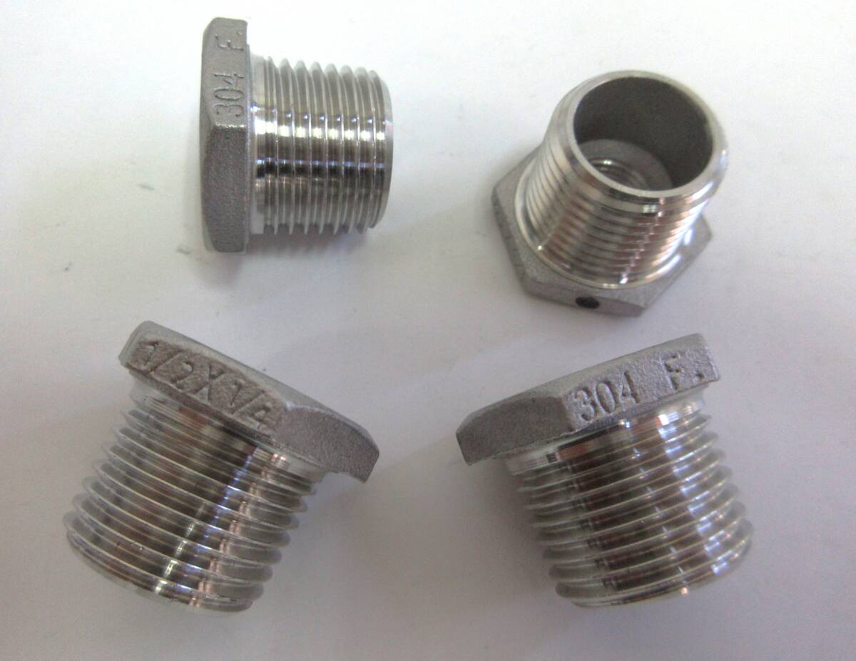 未使用品在庫処分 SUSブッシング 1/2×1/4 4個セット ネジ込み式管継手ステンレスブッシング15×8拍卖