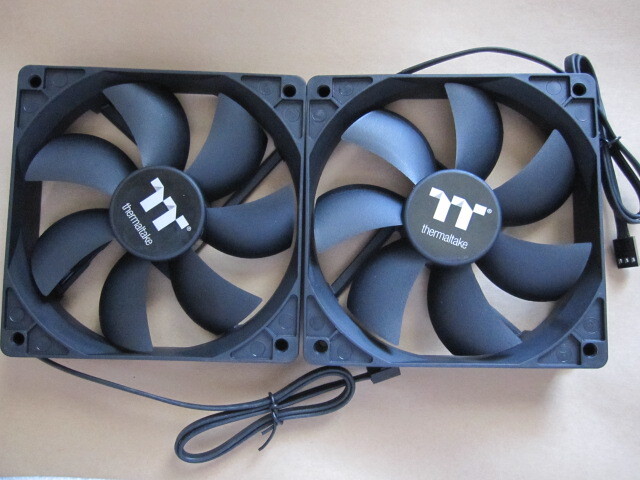 Thermaltake 120mm 12cm ケースファン 冷却ファン 黒 ブラック 2個セット拍卖