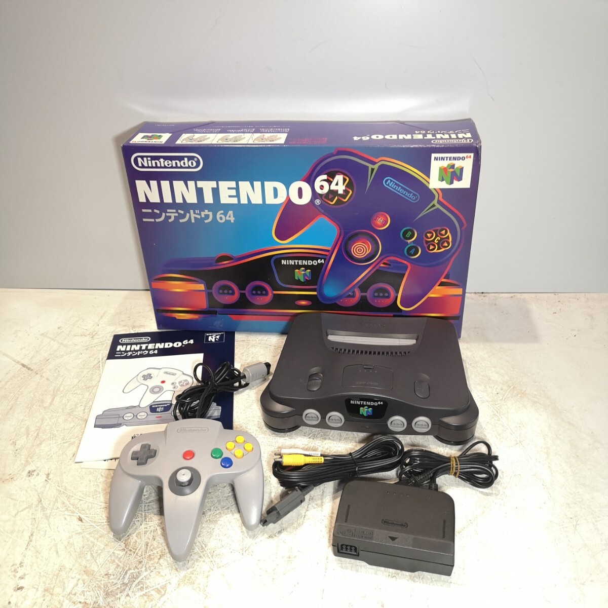 Nintendo 64 NUS-001 ゲーム機 元箱付き ジャンク扱い0007拍卖