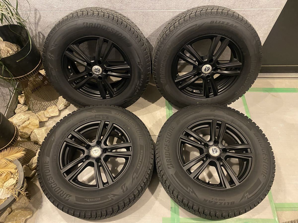 超バリ山 2022年製16インチアルミ&スタッドレス4本 約8分山 215/70R16 6.5J+40 PCD114.3/5 マットブラック デリカD:5/エクストレイル拍卖