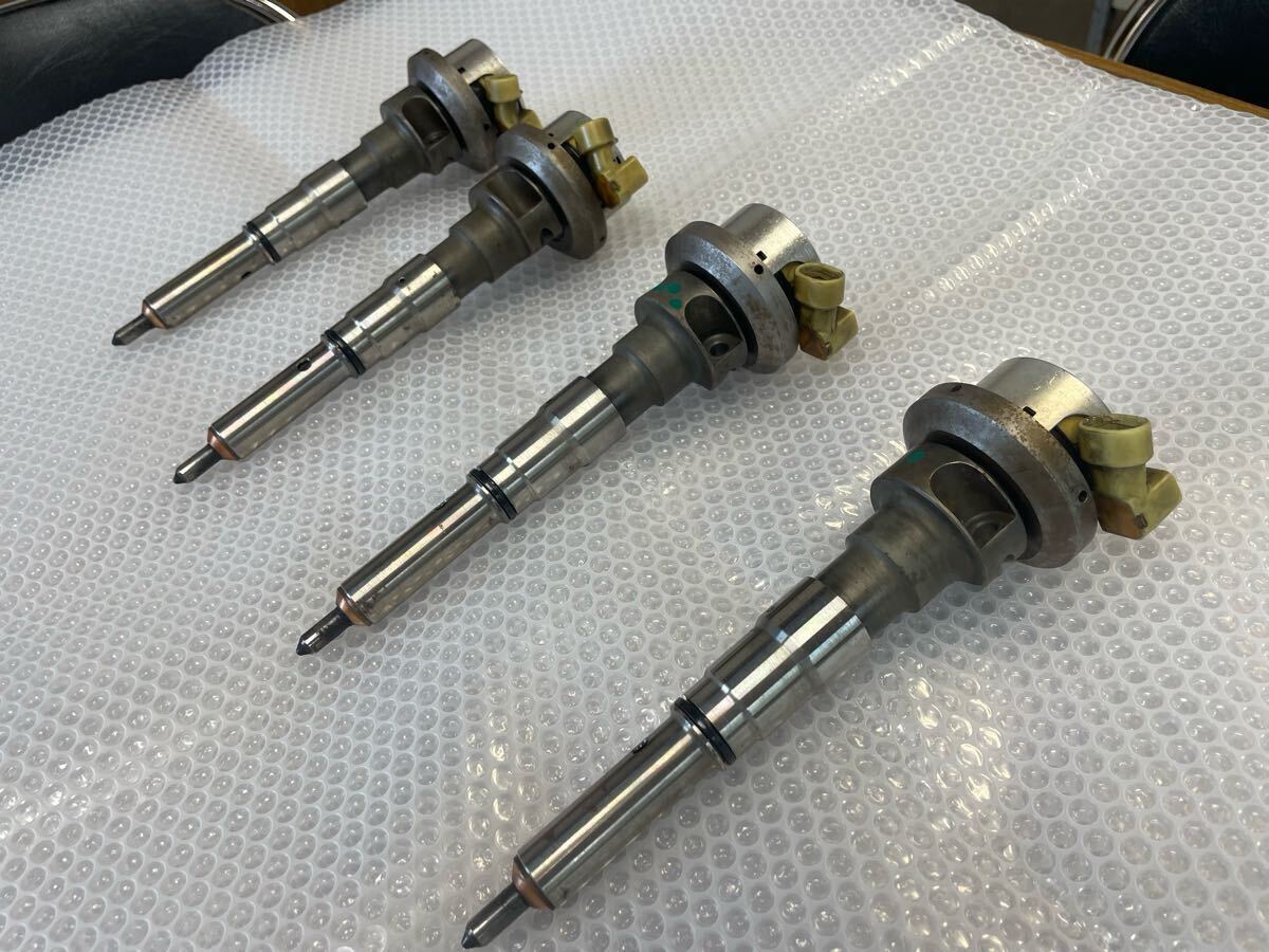 いすゞ ビッグホーンUBS73 純正4JX1用インジェクター 中古 予備などに バラ売り 残り1本拍卖