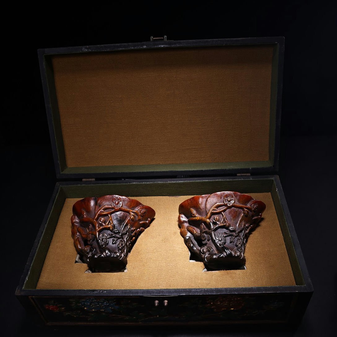 ■観心・時代旧蔵■G9032清時代 宮廷御藏 高浮彫犀牛角酒杯一対 細密細工★古置物★古賞物★古擺件★蒐集家放出★唐物拍卖