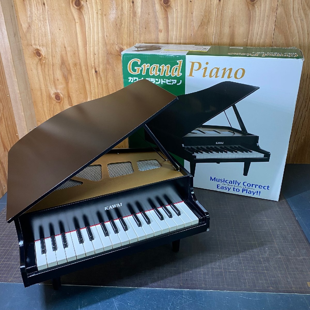 【18909Q076】おもちゃ KAWAI カワイ グランドピアノ 1114 32鍵 動作確認済 傷あり 現状品 ミニピアノ トイピアノ 小型 子ども用拍卖