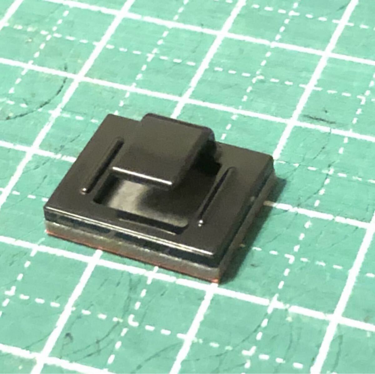 送料込 100個 配線止めクリップ ケーブルクリップ ミニ シングルケーブル拍卖