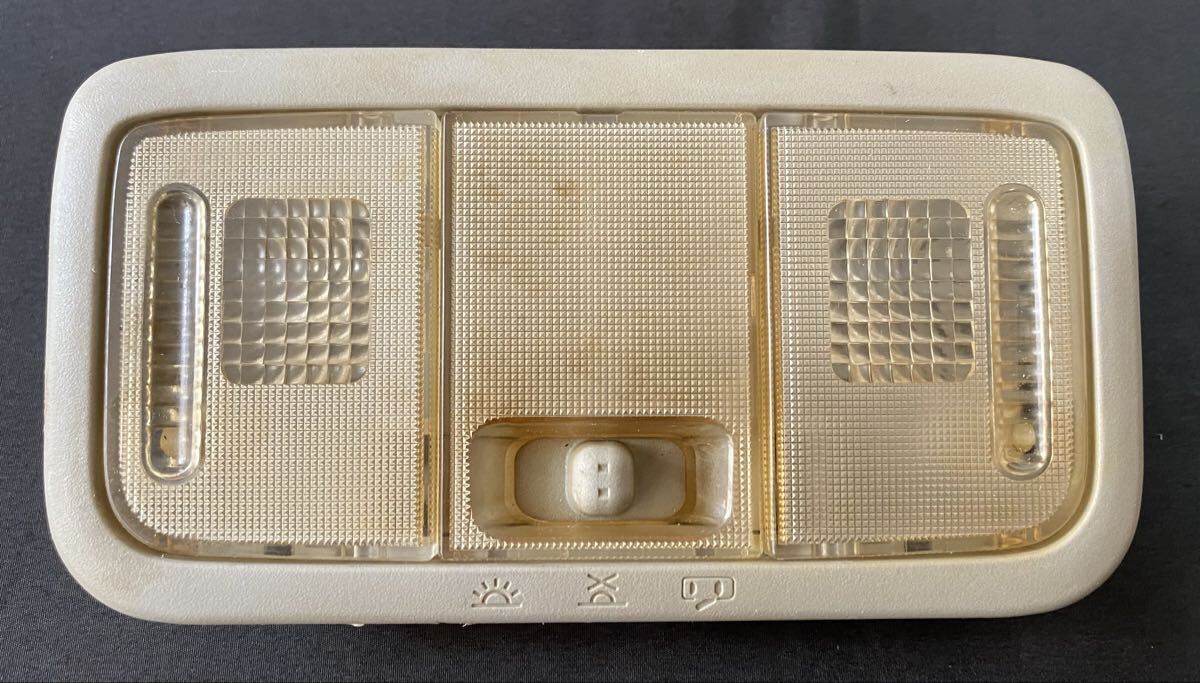 DAIHATSU ムーヴ L175S ルームランプ T81260-B2020 マップ 室内灯 ライト 拍卖