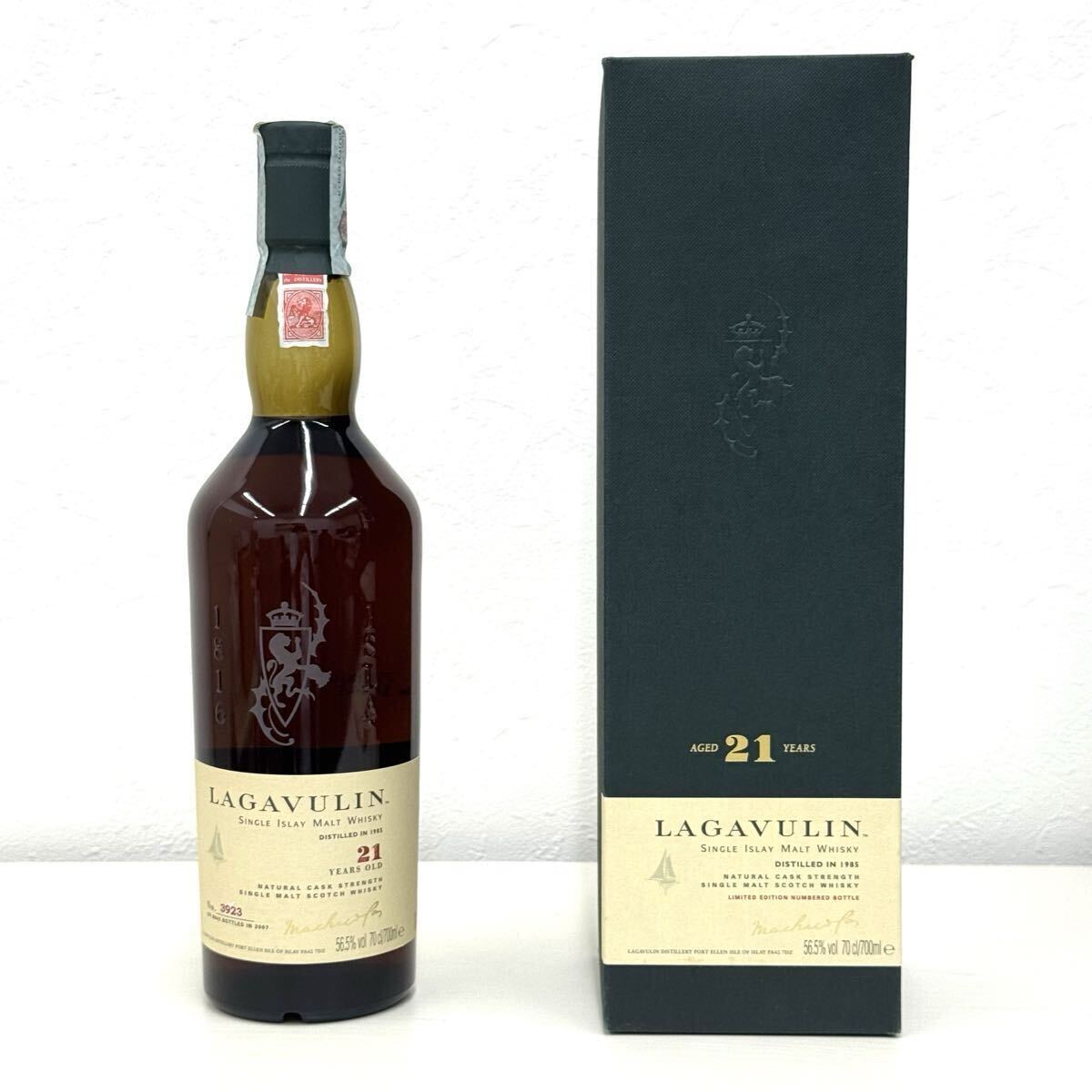 ラガヴーリン 21年 カスクストレングス 56.5% 1985年蒸留 ボトル未開封 箱付き Lagavulin拍卖