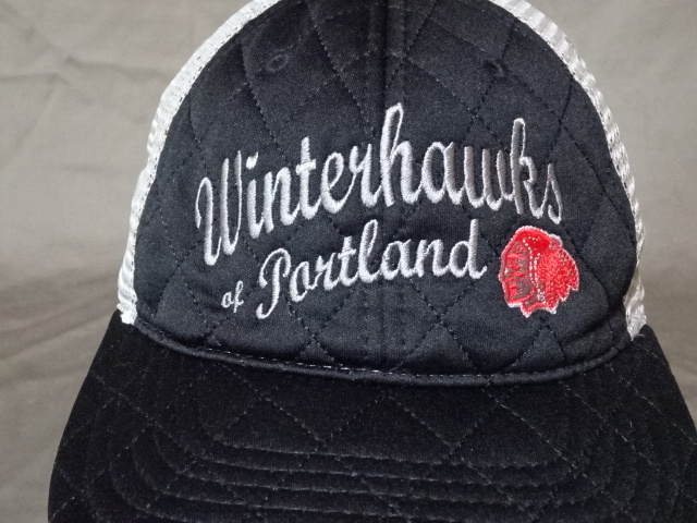 激レア USA購入 オレゴン州ポートランド NHL北米アイスホッケー 傘下 WHL【Portland Winterhawks】ロゴ刺繍入り メッシュキャップ 中古良品拍卖
