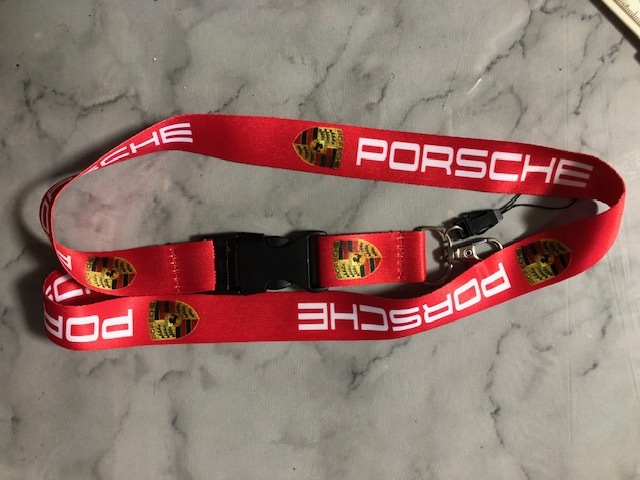 送料無料!オフ会で目立つ! ポルシェロゴ 目立つ赤 ネックストラップ 911 930 991 997 992 718 マカン カイエン ケイマン拍卖