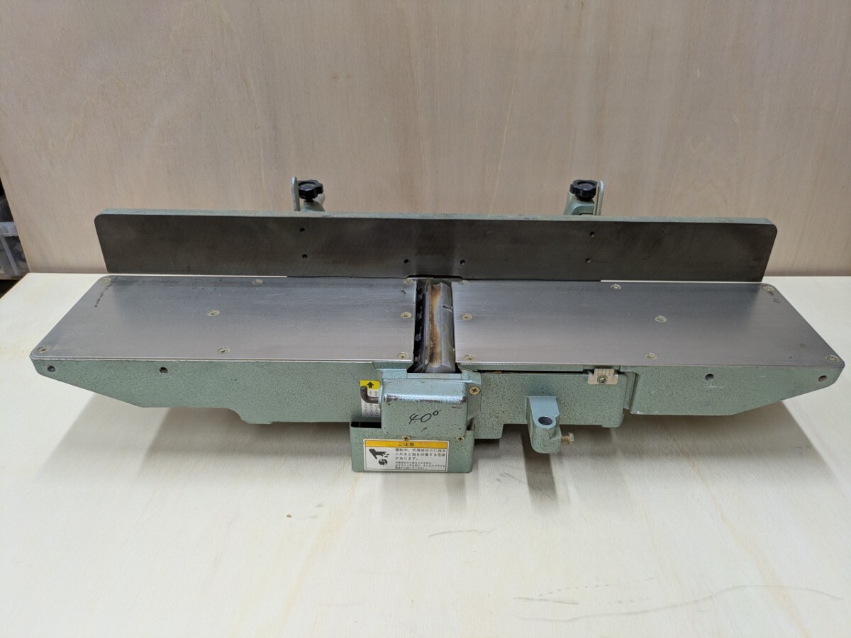 手押しかんな盤 日立小型自動カンナ盤 P100RA2からの取り外し品 1992年製拍卖