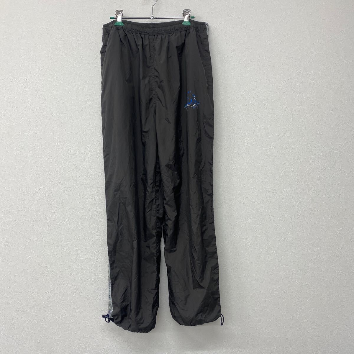 PIKO ピコ  メンズナイロンパンツ   カーキ色  ▲11拍卖