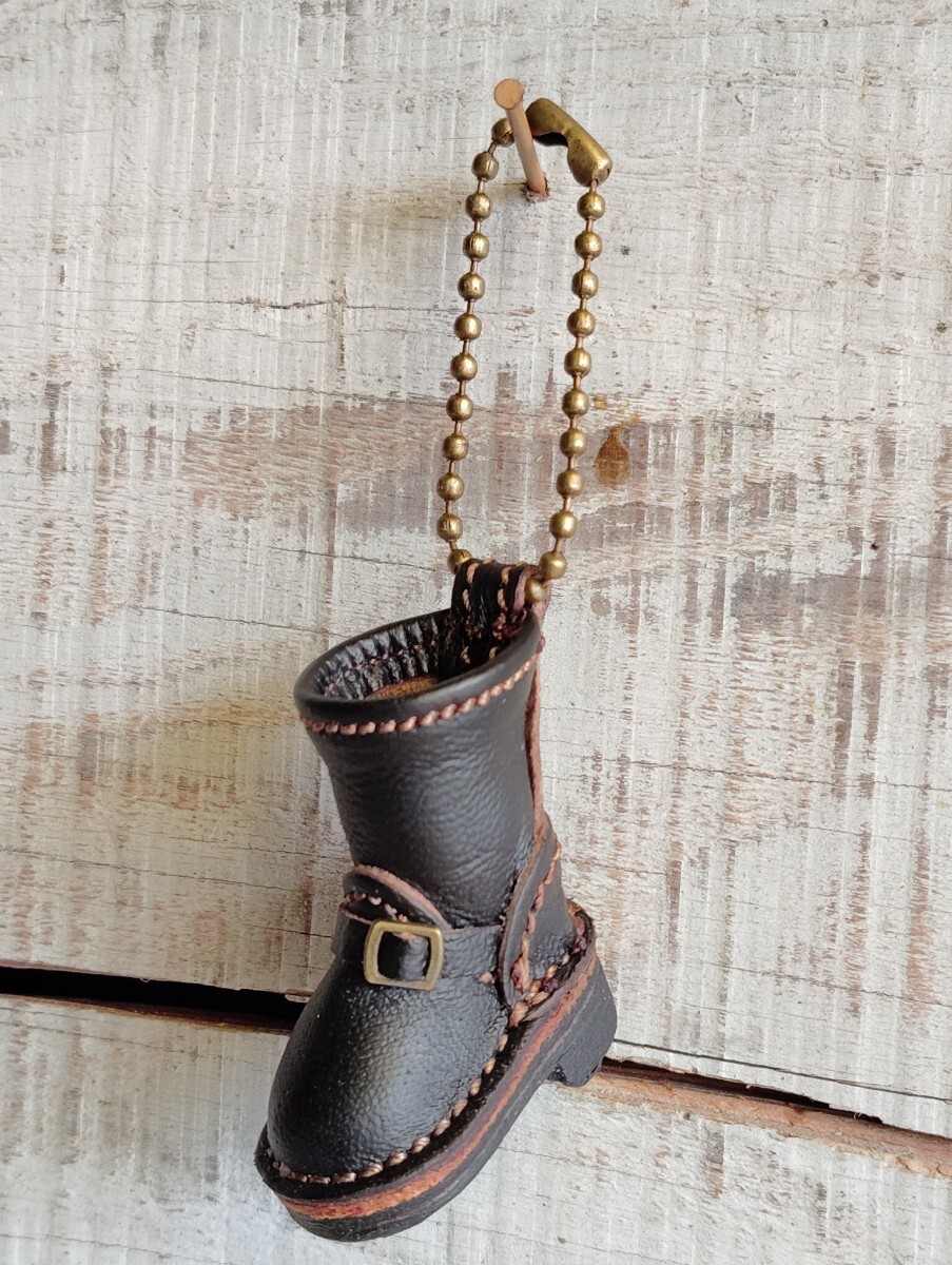 ハンドメイド 馬革エンジニアブーツキーホルダー拍卖