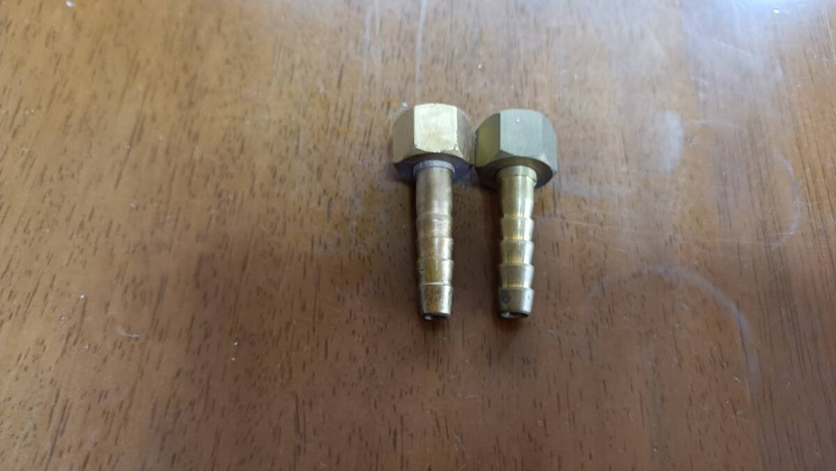 ガス溶接 アセチレン ホースジョイント 9mm × 52mm 未使用 保管品拍卖