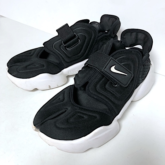 ☆二点落札で送料無料!2A65 NIKE ナイキ ウィメンズ アクア リフト 24.5cm 黒 白 AQUA RIFT 足袋スニーカー サンダル ブラック 拍卖