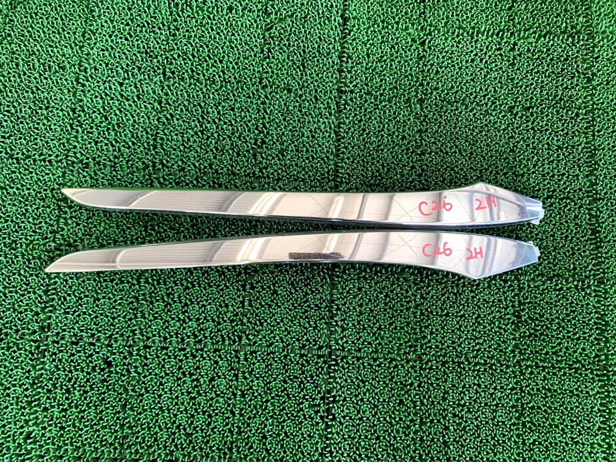 ●即決値段●② Z2-1日産 C26 NC26 FNC26 HFC26 セレナ 純正 フロント バンパーメッキモール ガーニッシュ 左右拍卖