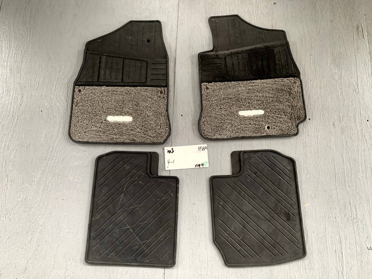 ●即決値段●250904⑦ 三菱 パジェロミニ H53A H58A ゴム製 フロアマット 1台分 室内マット 4枚 フロア カーペット フロント リア 左右拍卖