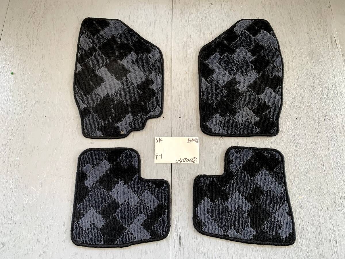 ●即決値段●250706②スズキ kei ケイ HN22S フロアマット 1台分 室内マット 4枚 フロア カーペット フロント リア 左右拍卖