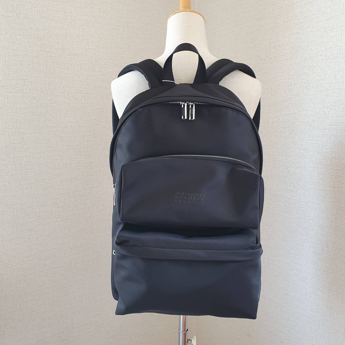 【新品・未使用】MM6 Maison Margiela Kids ロゴ バックパック 黒 M60819P6416拍卖