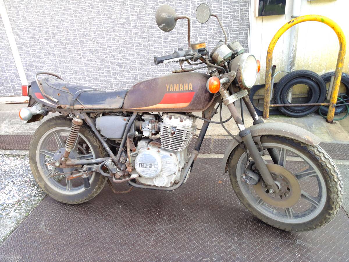 GX250SPのレストア&部品取り&カスタムベース車両の書類はありません。拍卖