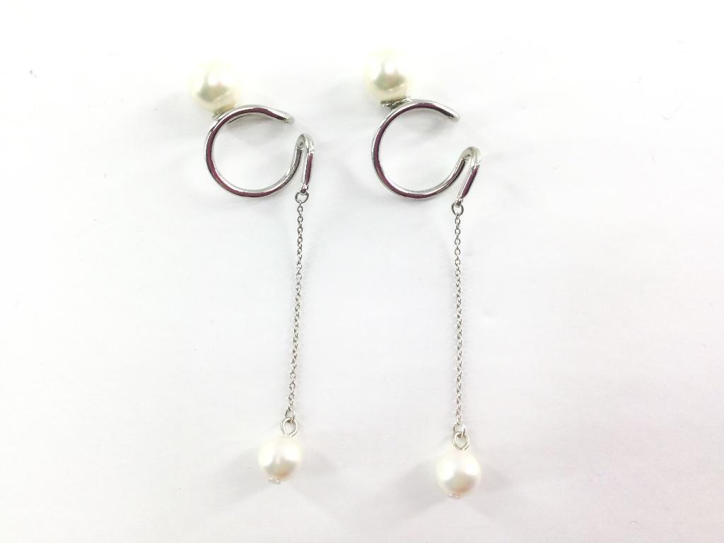 貝パールイヤカフ 両耳用 玉径約8mm 6.5mm 全長約5cm 日本製 ホワイト拍卖