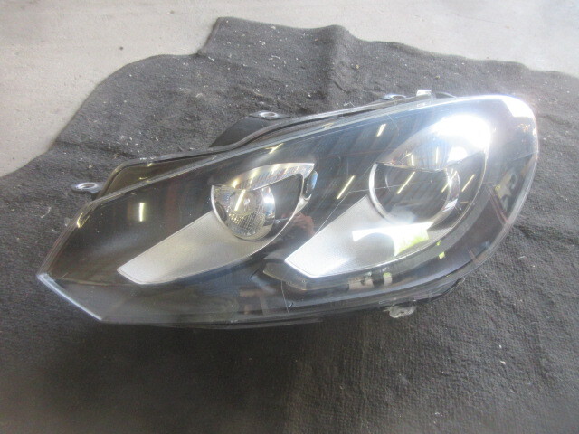 ★R7A9157 VWゴルフ 純正左ヘッドライト ABA-1KCCZ 修理やストック等に拍卖