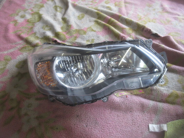 ★R7G9944 GP7 インプレッサ 純正右ヘッドライト スタンレーP9932 点灯確認済 修理やストック等に拍卖