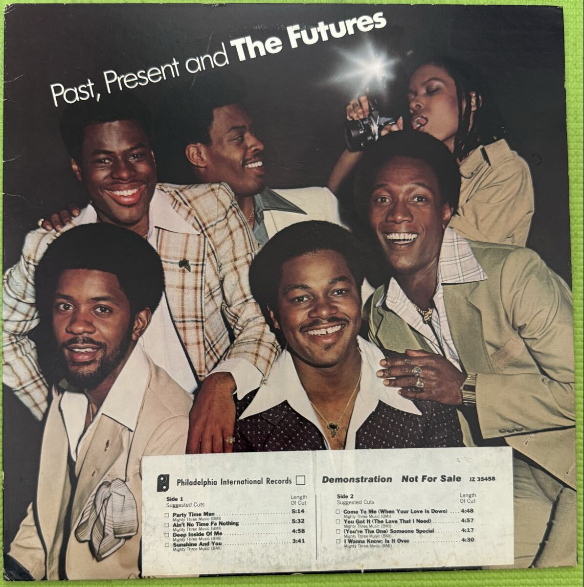 Soul sampling raregroove record The Futures Past Present and The Futures (LP) 1978拍卖