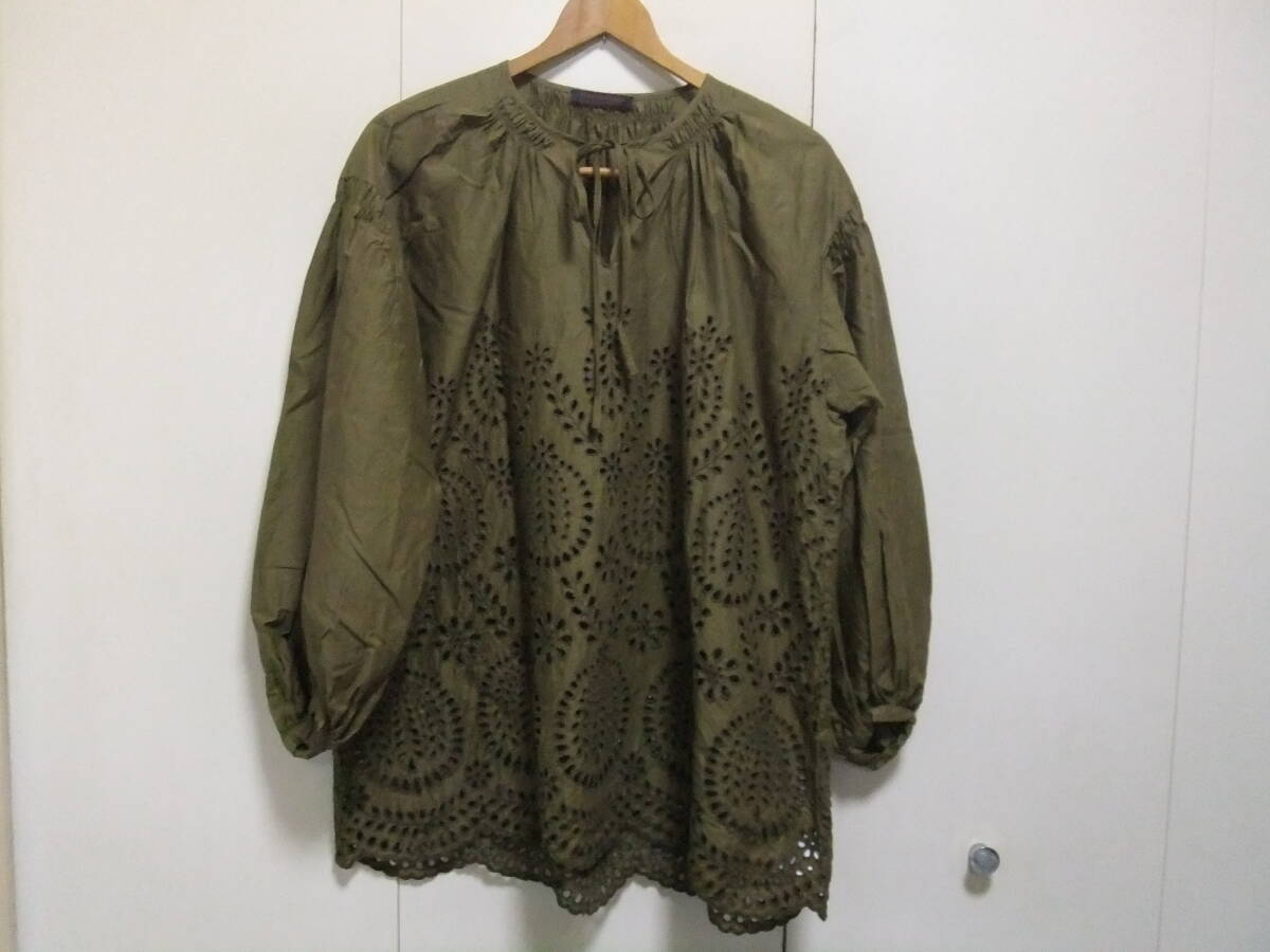 トゥモローランド コレクション◆長袖 ボリューム袖 エンブロイダリー チュニックブラウス 36(9号程度)カーキ拍卖