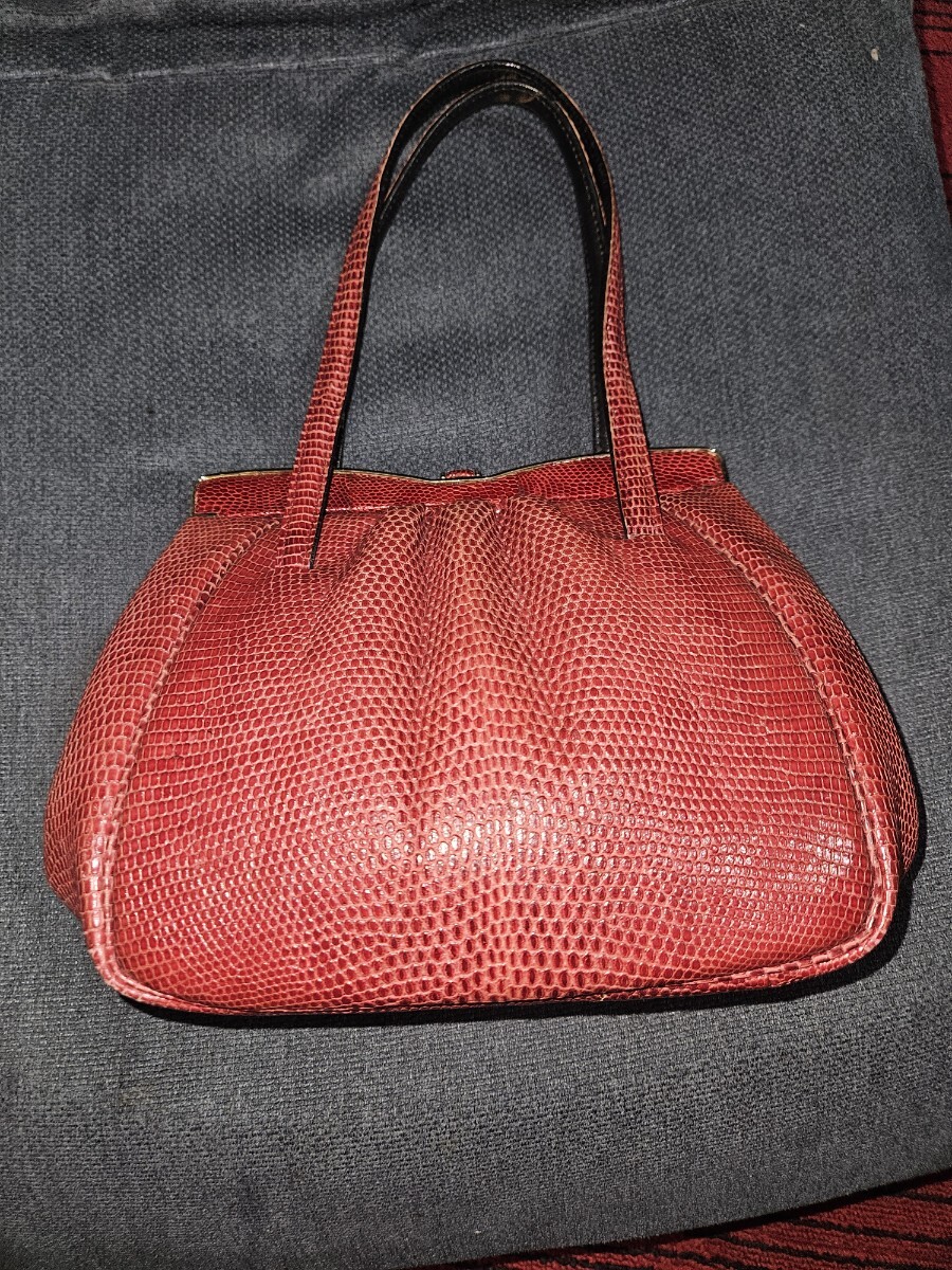 1円スタート ハンドバック 縦16センチ 横24センチ 厚み8.5センチ G2785拍卖