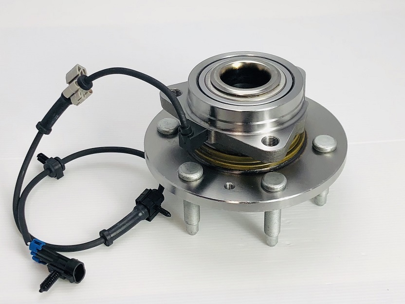 新品♪02~06 エスカレード アバランチ 4WD 03~13 エクスプレス 4WD ハブベアリング フロント 特価 拍卖