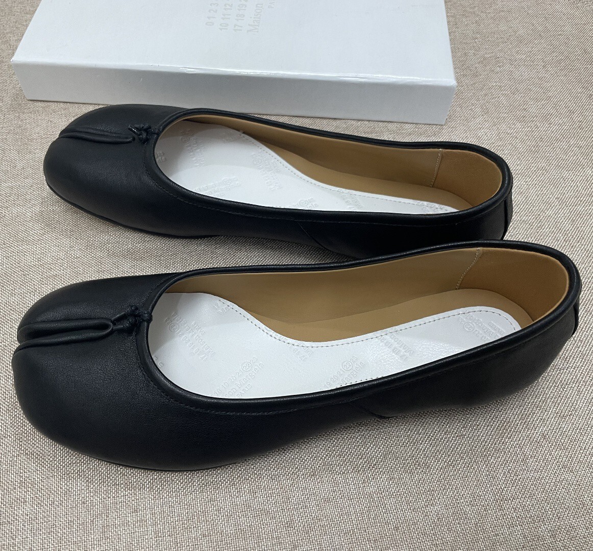 Maison Margiela メゾンマルジェラ 足袋バレエシューズ 35拍卖